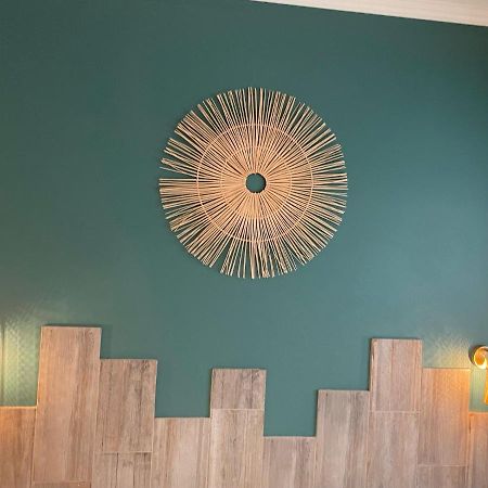 Au Tapis De Sable Hotel Saint-Cyr-sur-Mer Luaran gambar