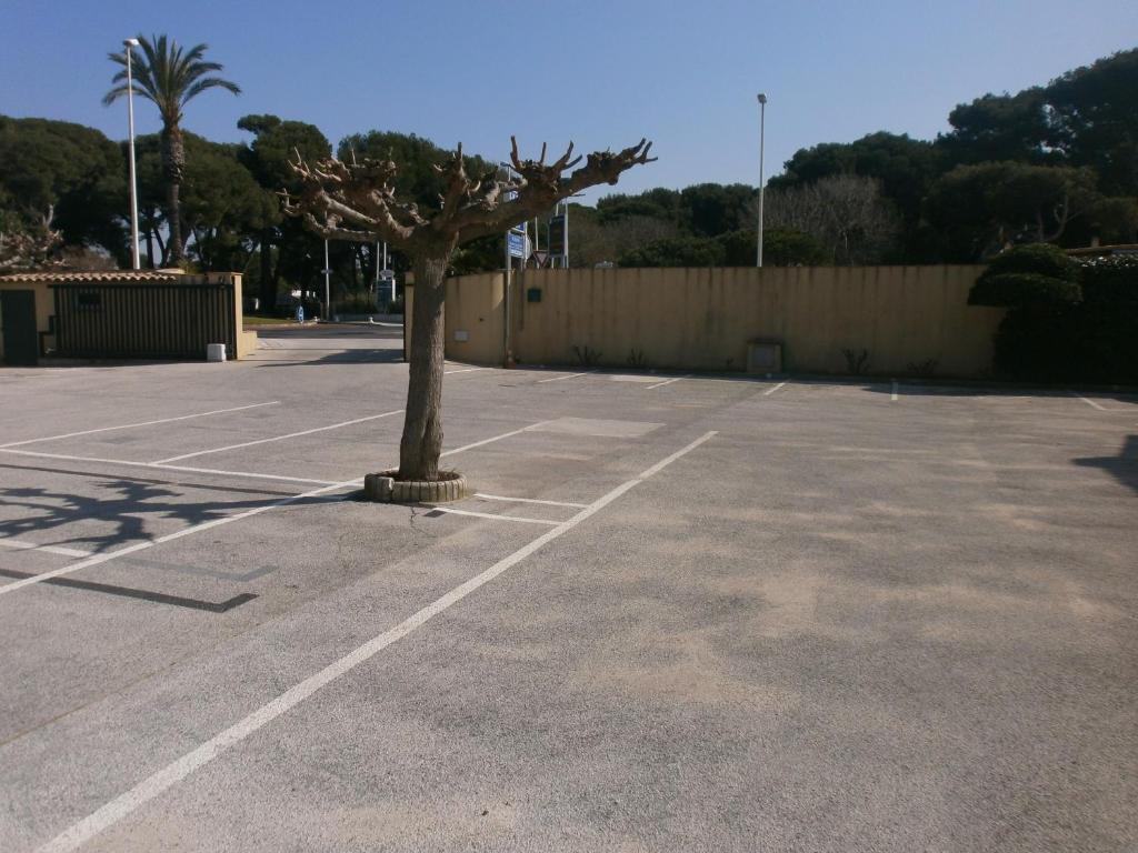 Au Tapis De Sable Hotel Saint-Cyr-sur-Mer Luaran gambar