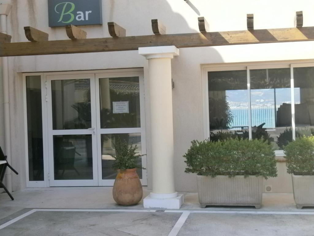 Au Tapis De Sable Hotel Saint-Cyr-sur-Mer Luaran gambar